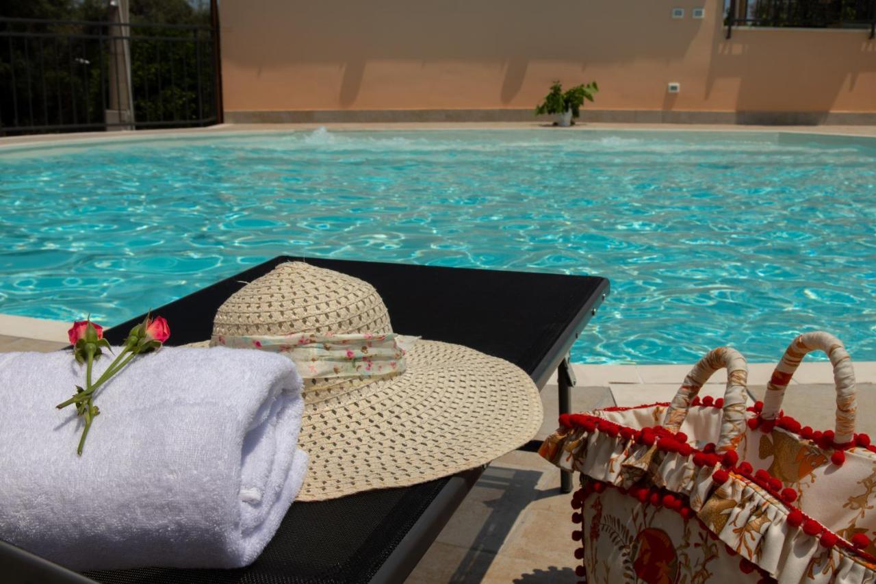 Villa Tatai Country House By Dimore Trinacria بلفيديري المظهر الخارجي الصورة